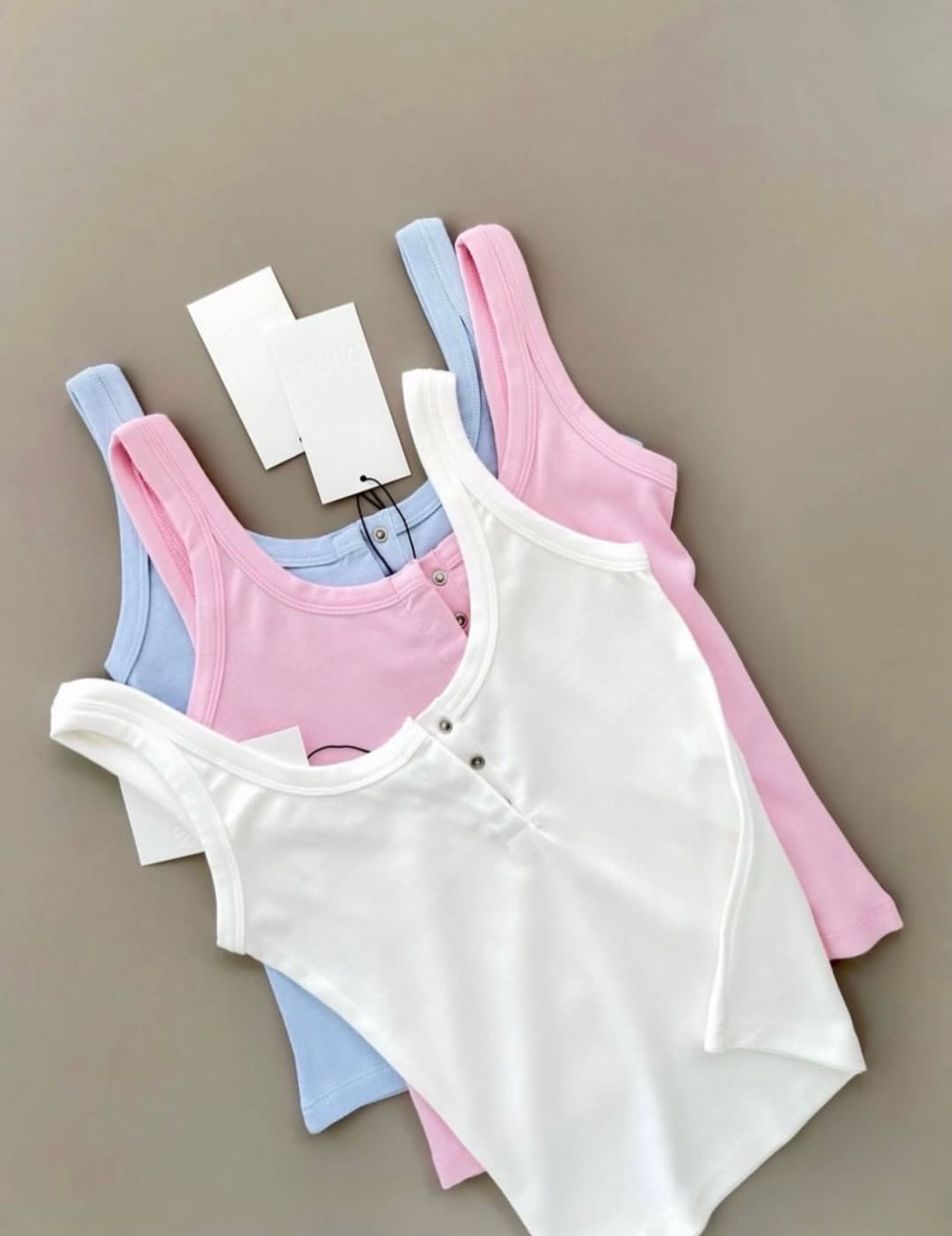 Mia T-Shirt