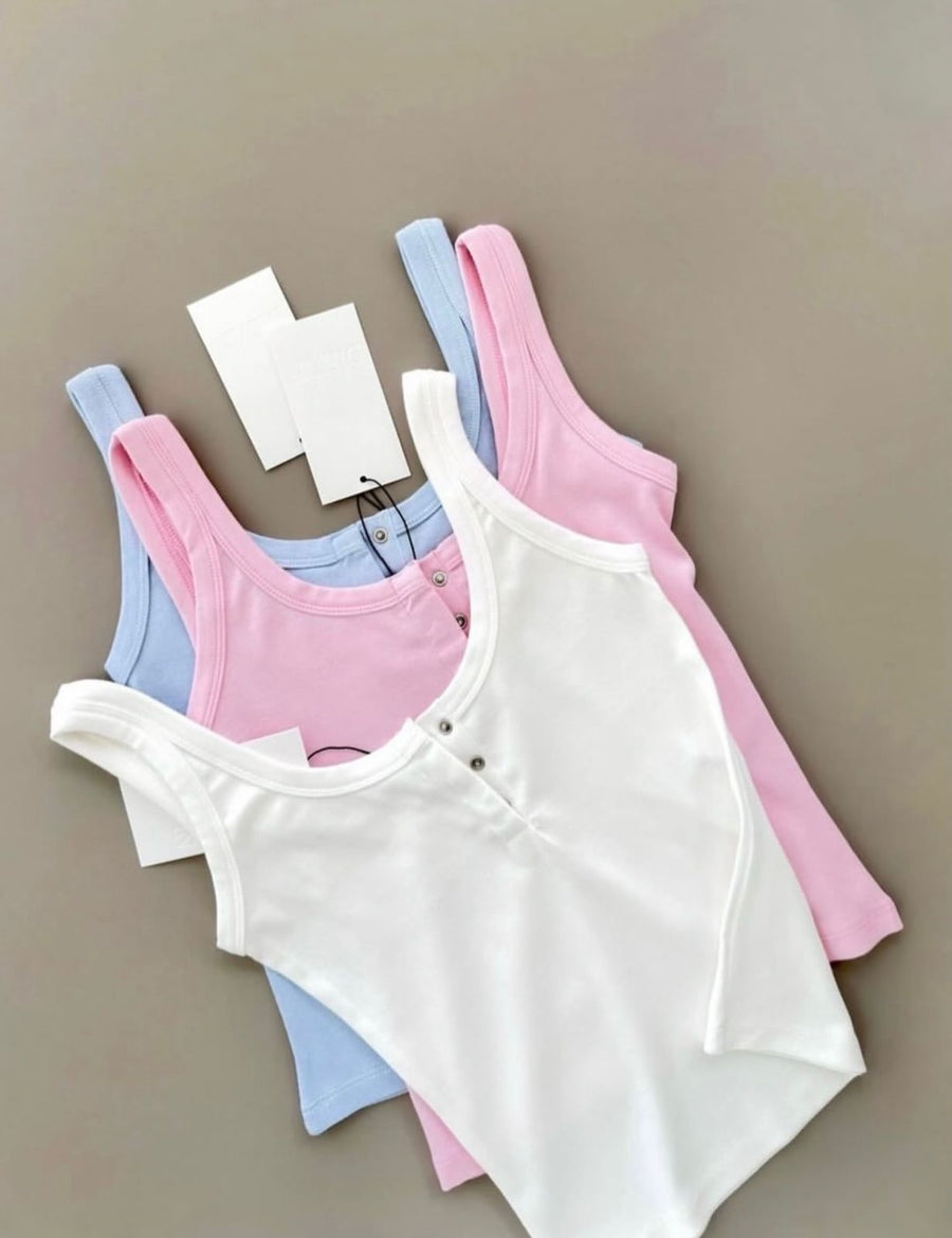 Mia T-Shirt